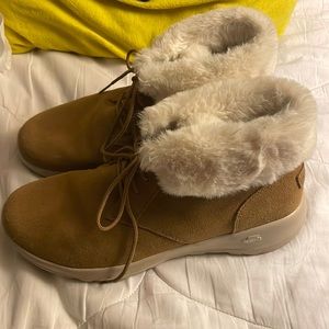 Coffee brown soft Skechers boots